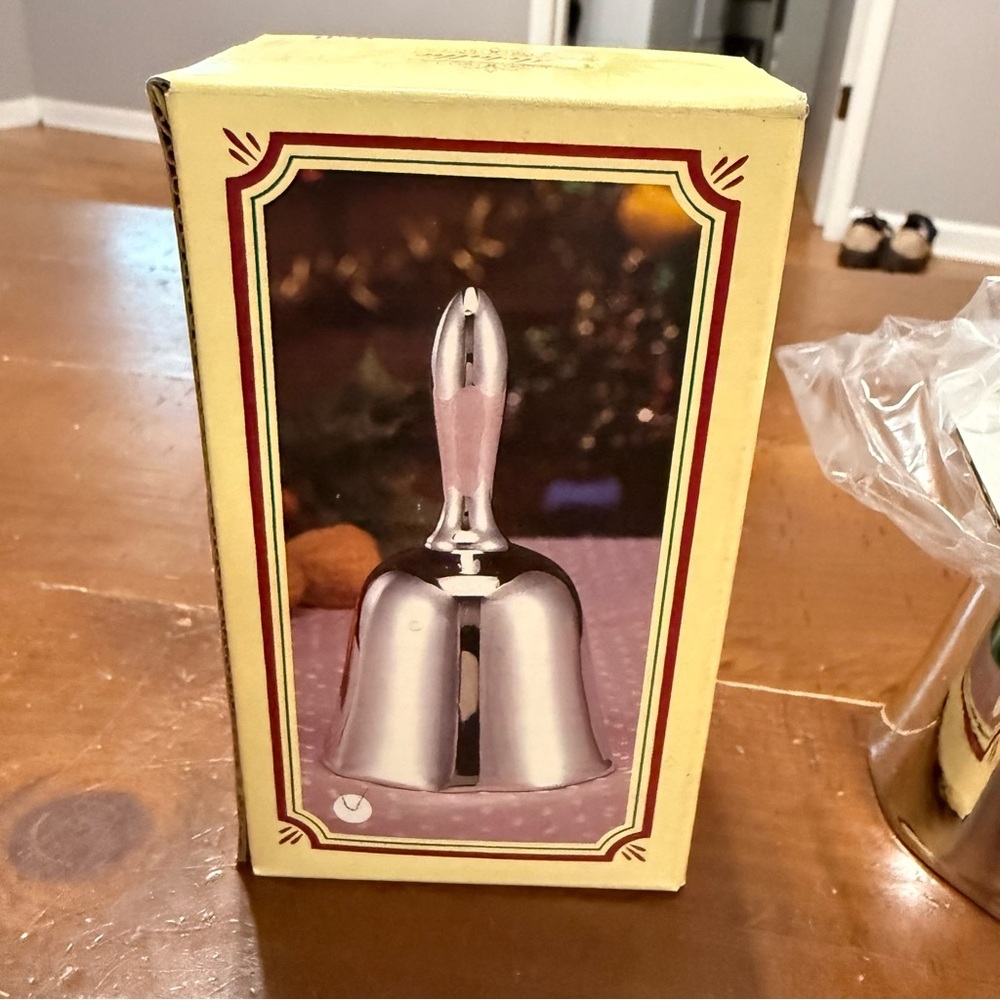 K&B Porcelain Dinner Bell